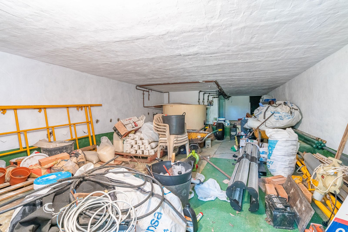 Huis te koop in Estepona | 5 slaapkamers H5058712