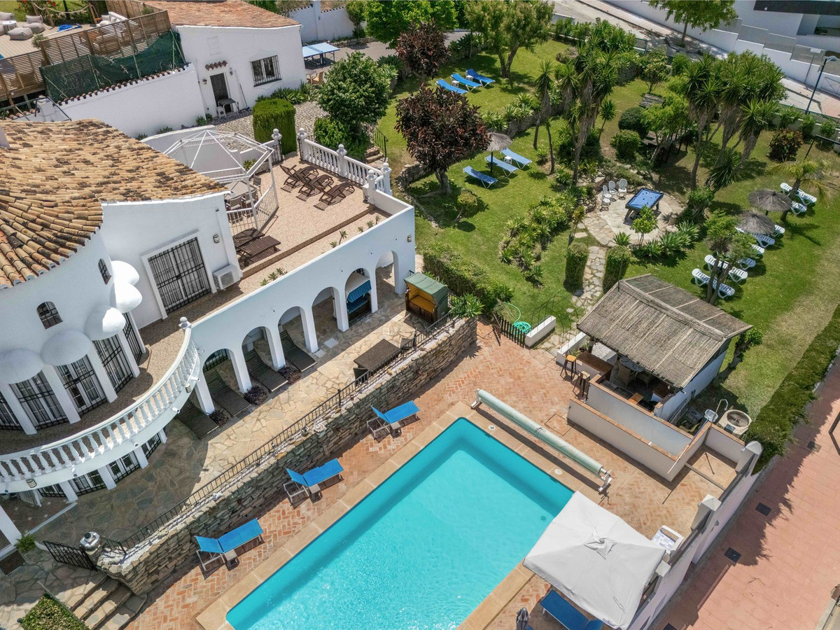 Huis te koop in Estepona | 6 slaapkamers H5061076