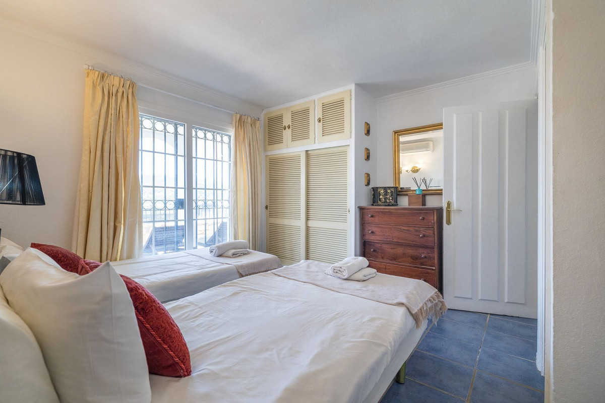 Huis te koop in Estepona | 6 slaapkamers H5061076