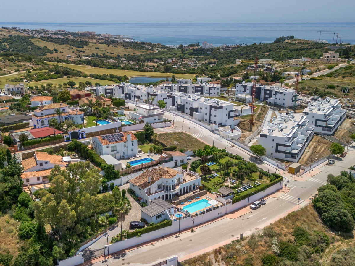 Huis te koop in Estepona | 6 slaapkamers H5061076