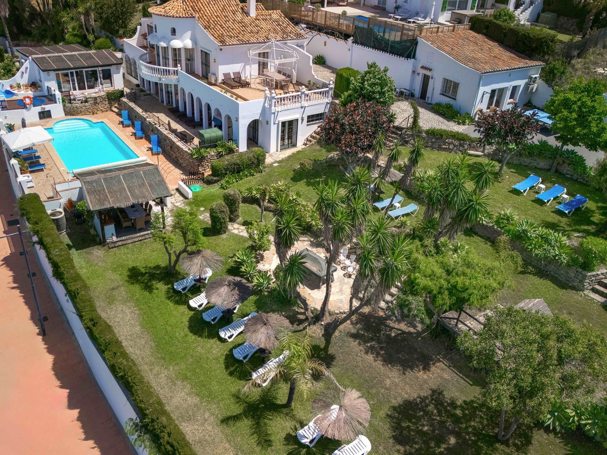 Huis te koop in Estepona | 6 slaapkamers H5061076