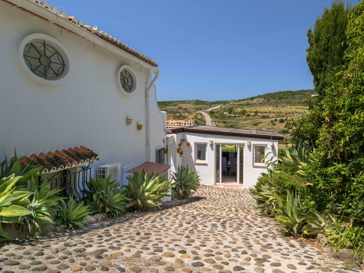 Huis te koop in Estepona | 6 slaapkamers H5061076