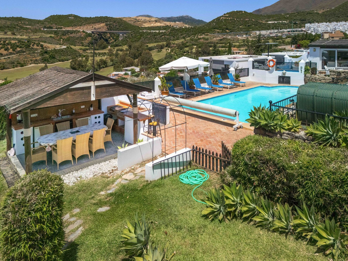 Huis te koop in Estepona | 6 slaapkamers H5061076