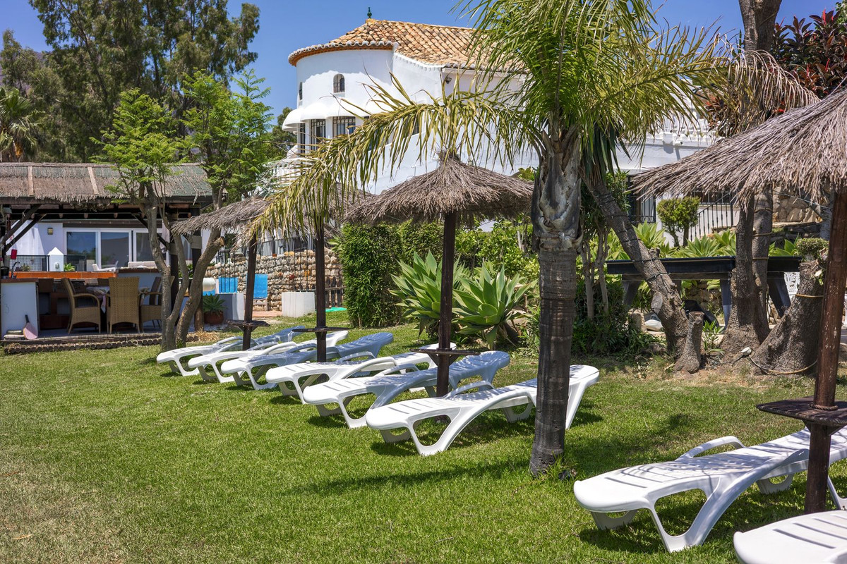 Huis te koop in Estepona | 6 slaapkamers H5061076