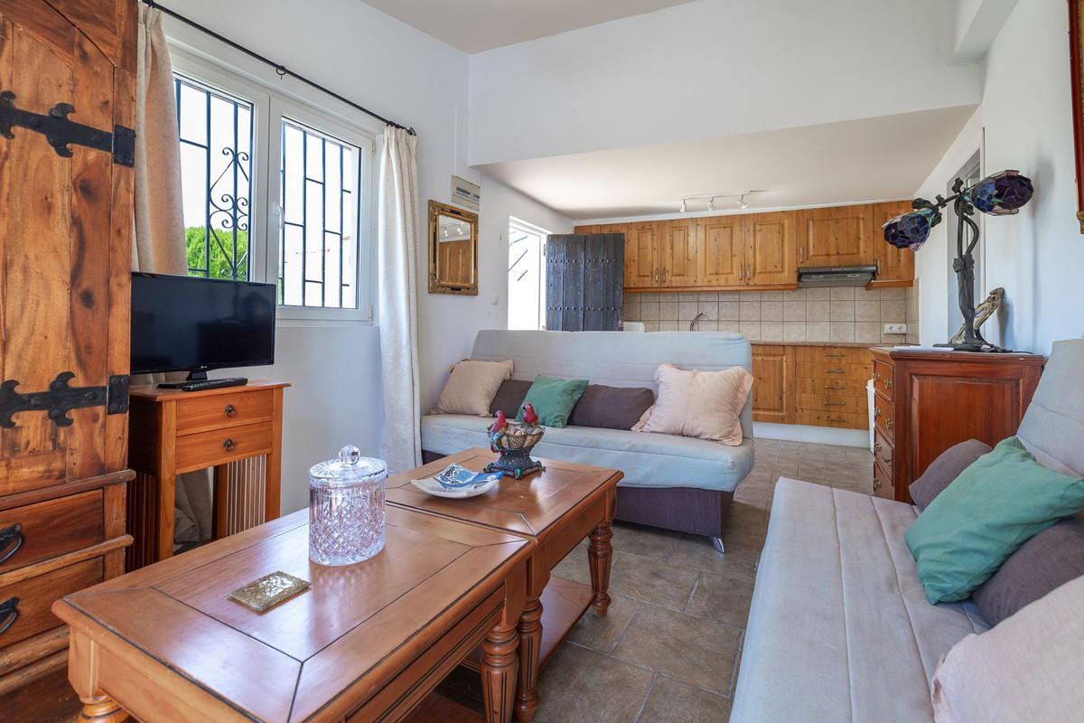 Huis te koop in Estepona | 6 slaapkamers H5061076