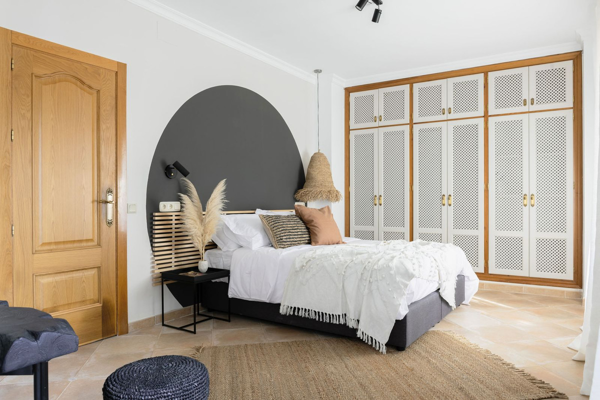 Huis te koop in Estepona | 5 slaapkamers H5061847