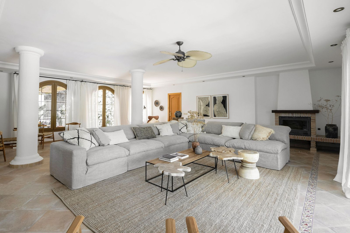 Huis te koop in Estepona | 5 slaapkamers H5061847