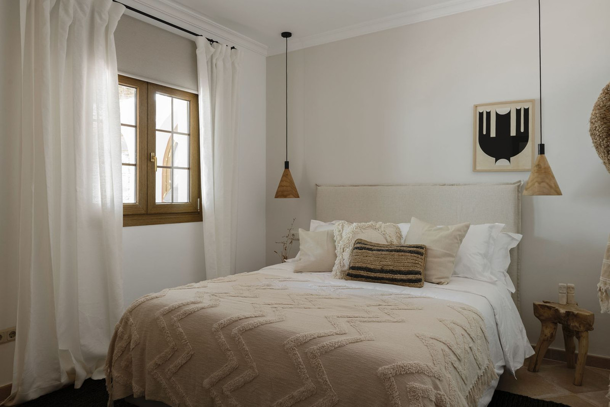 Huis te koop in Estepona | 5 slaapkamers H5061847