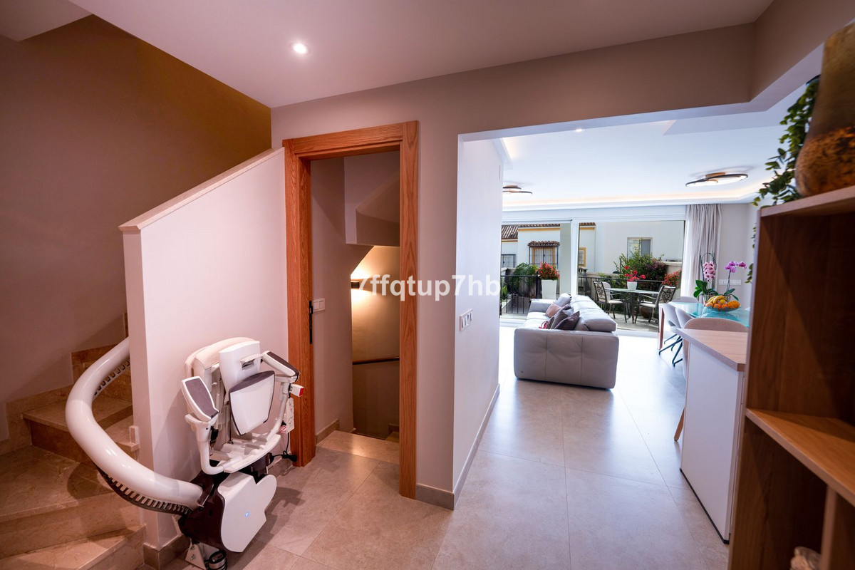 Huis te koop in Estepona | 3 slaapkamers H5062270