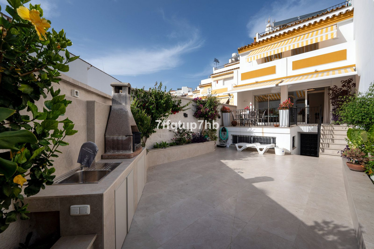Huis te koop in Estepona | 3 slaapkamers H5062270