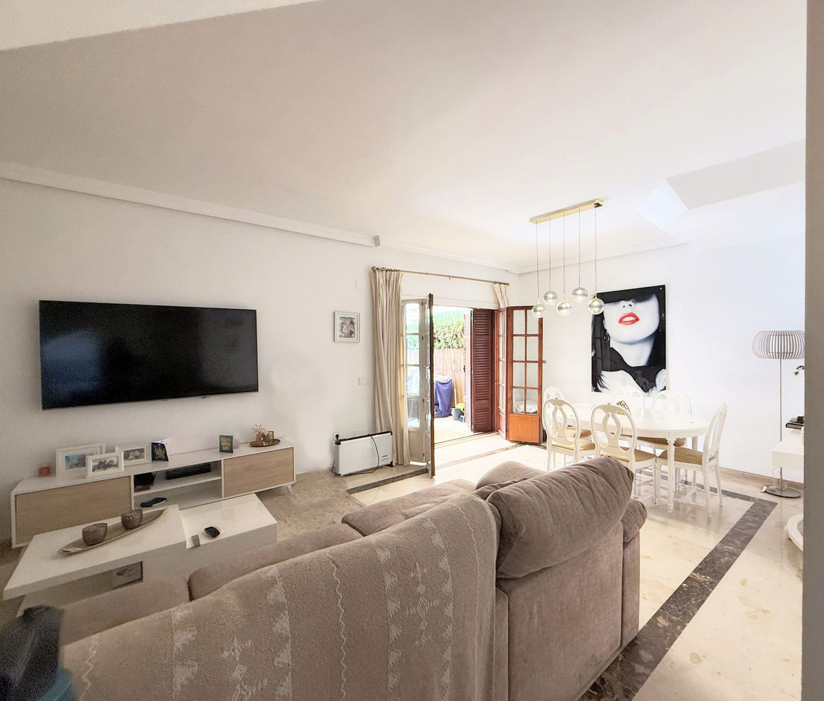 Huis te koop in Estepona | 3 slaapkamers H5073772