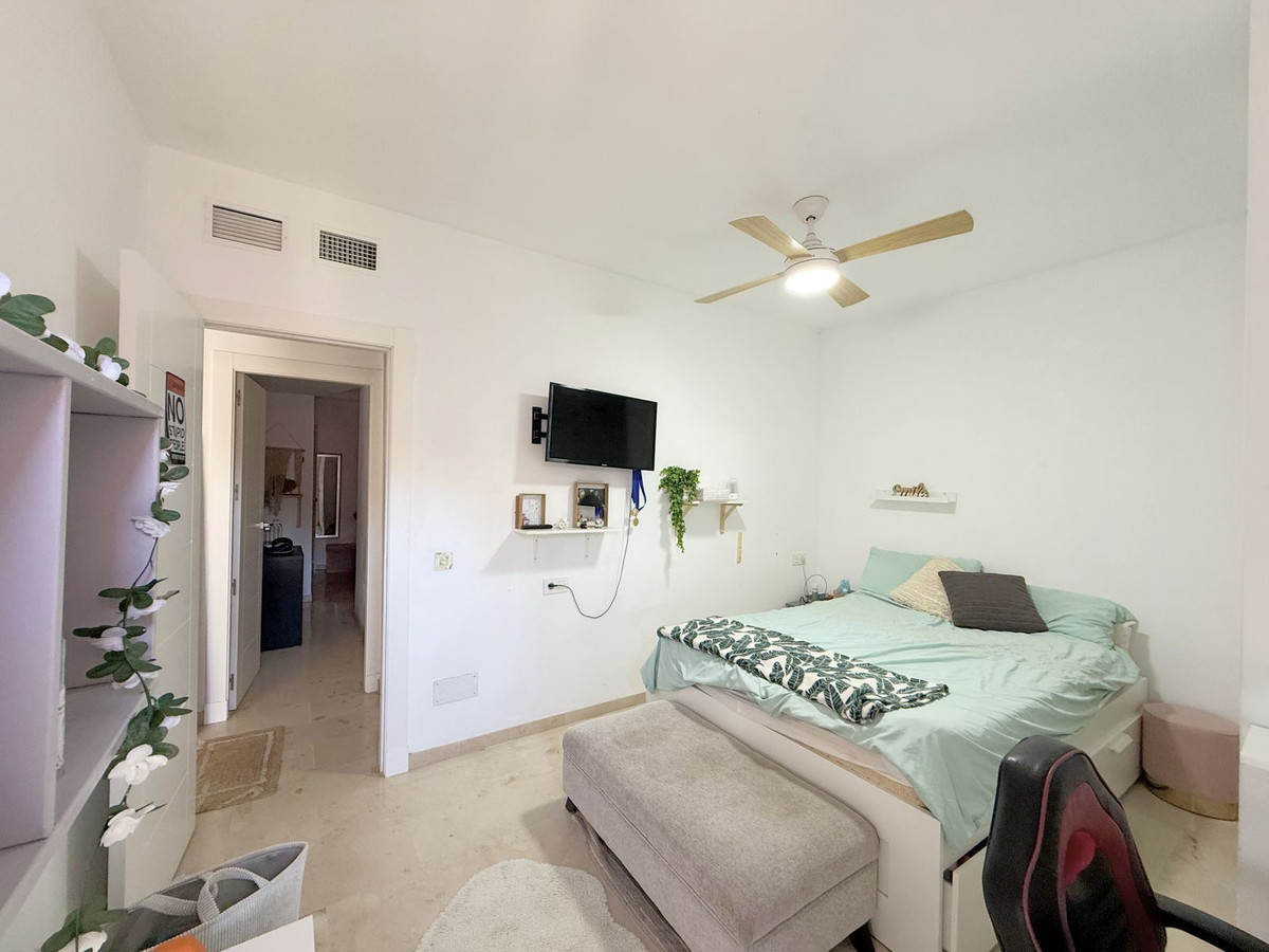Huis te koop in Estepona | 3 slaapkamers H5073772