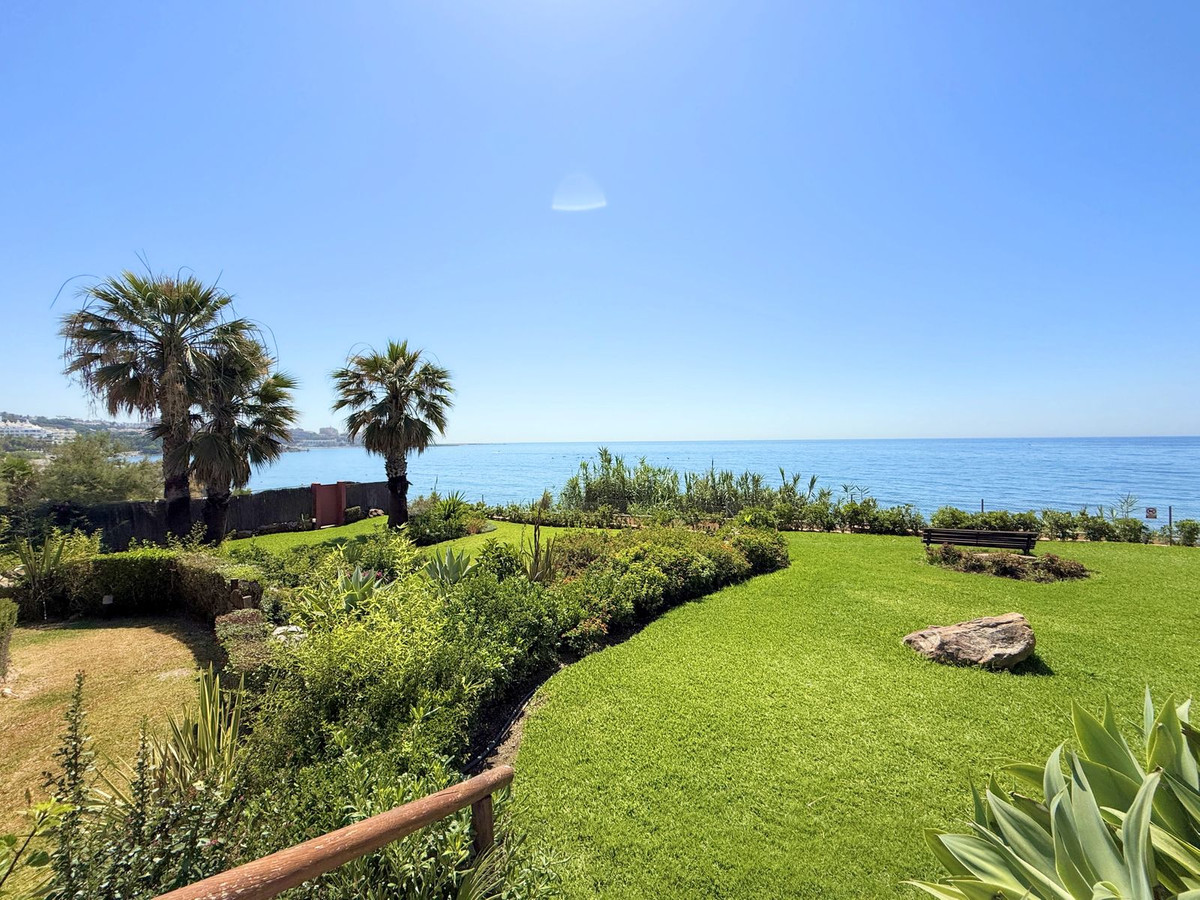 Huis te koop in Estepona | 3 slaapkamers H5073772
