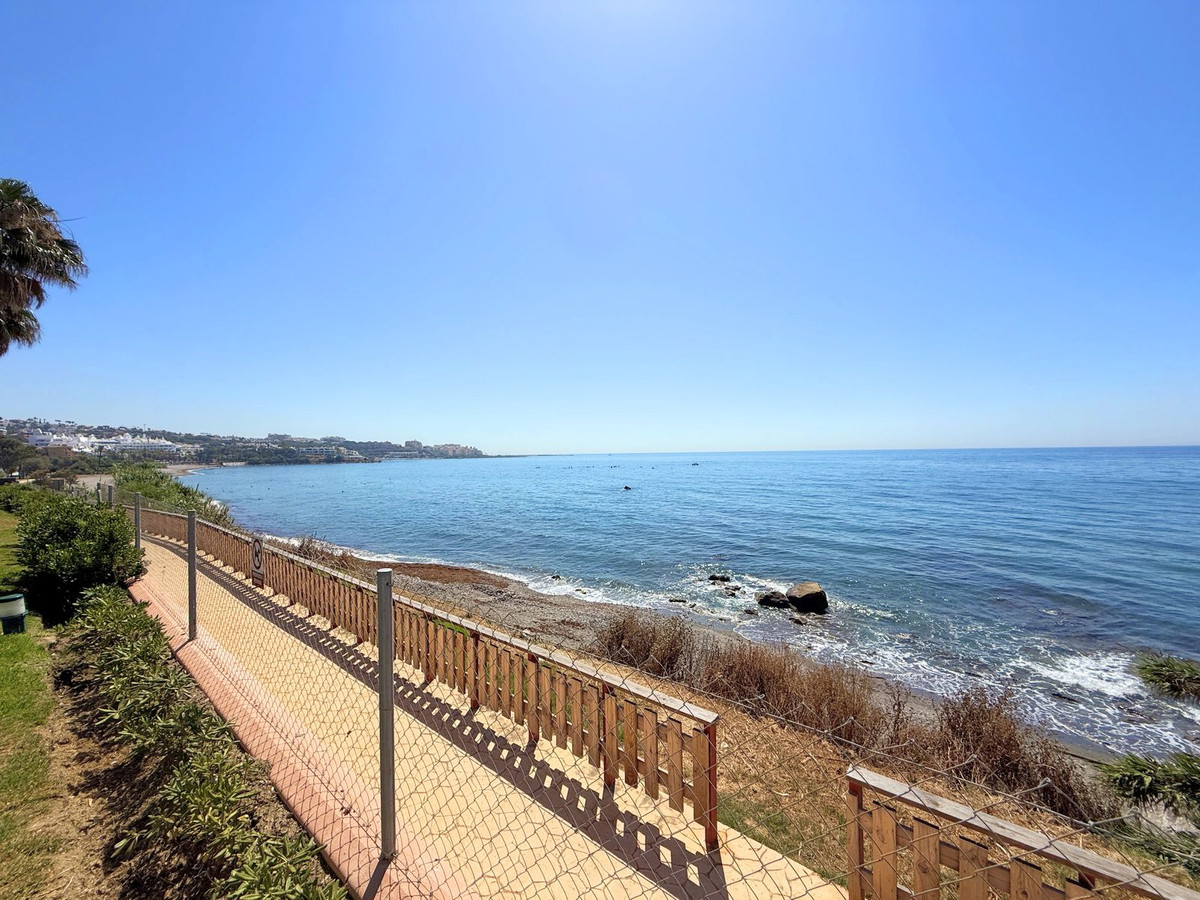 Huis te koop in Estepona | 3 slaapkamers H5073772