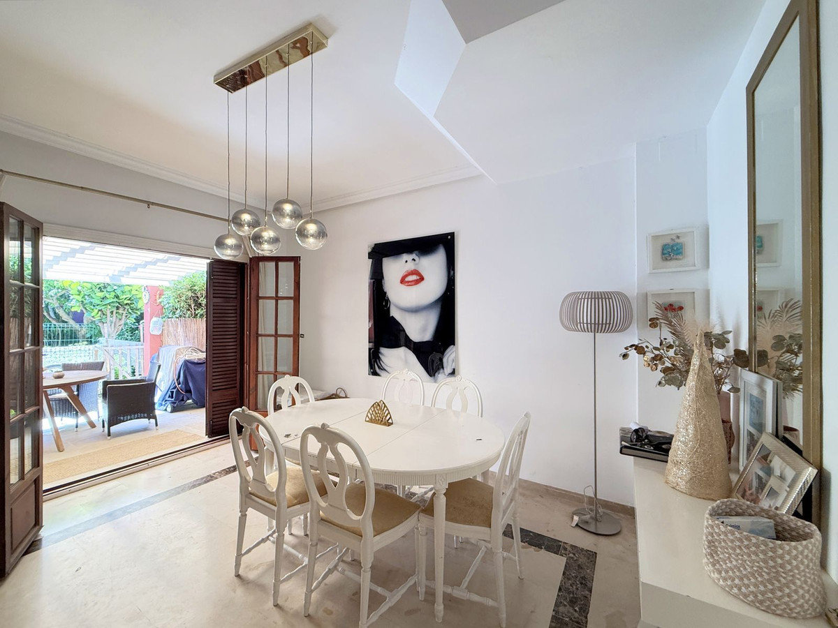Huis te koop in Estepona | 3 slaapkamers H5073772