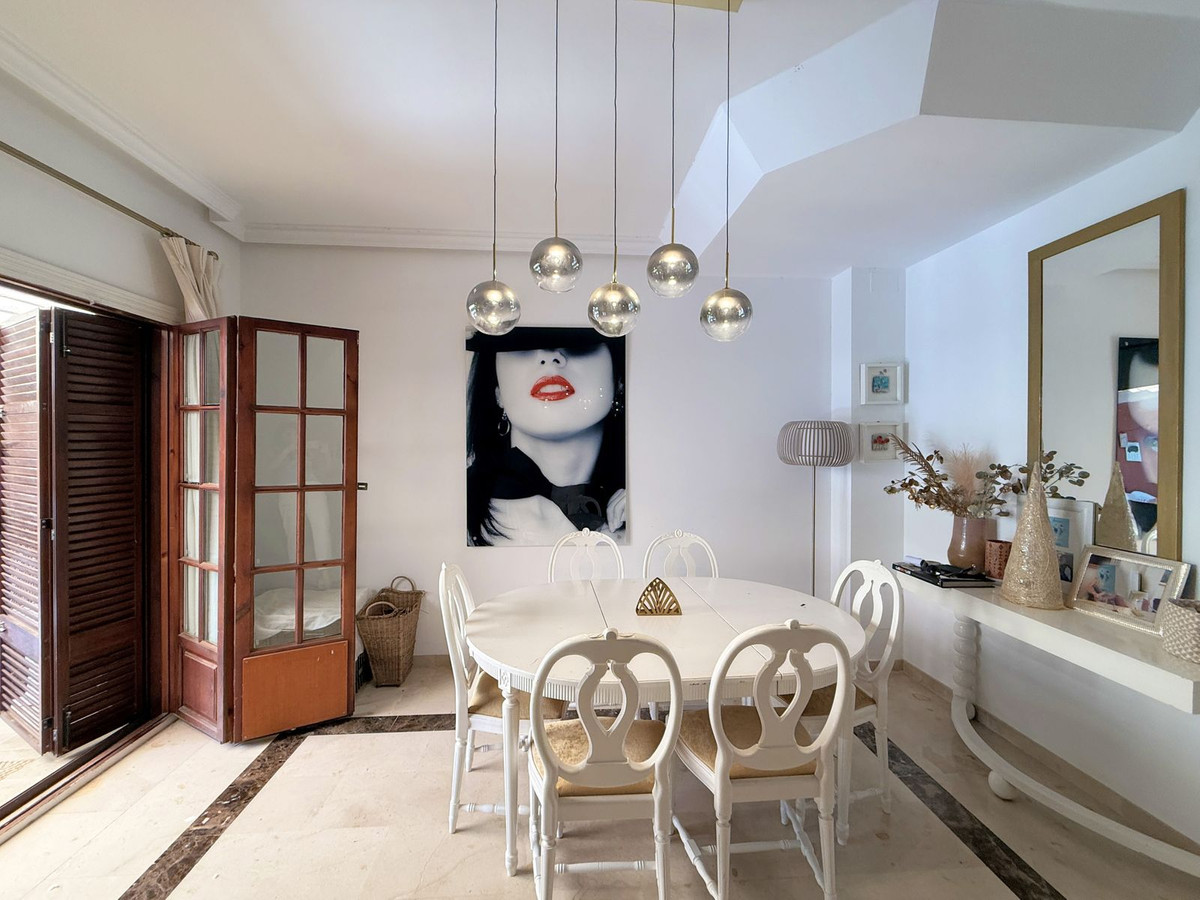 Huis te koop in Estepona | 3 slaapkamers H5073772