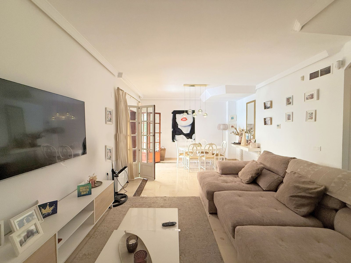 Huis te koop in Estepona | 3 slaapkamers H5073772