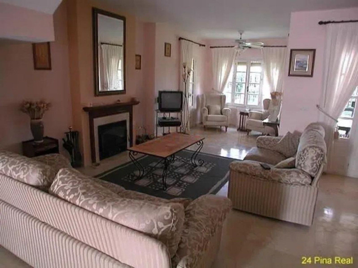 Huis te koop in Estepona | 3 slaapkamers H5075452