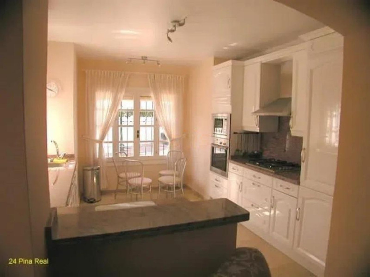 Huis te koop in Estepona | 3 slaapkamers H5075452
