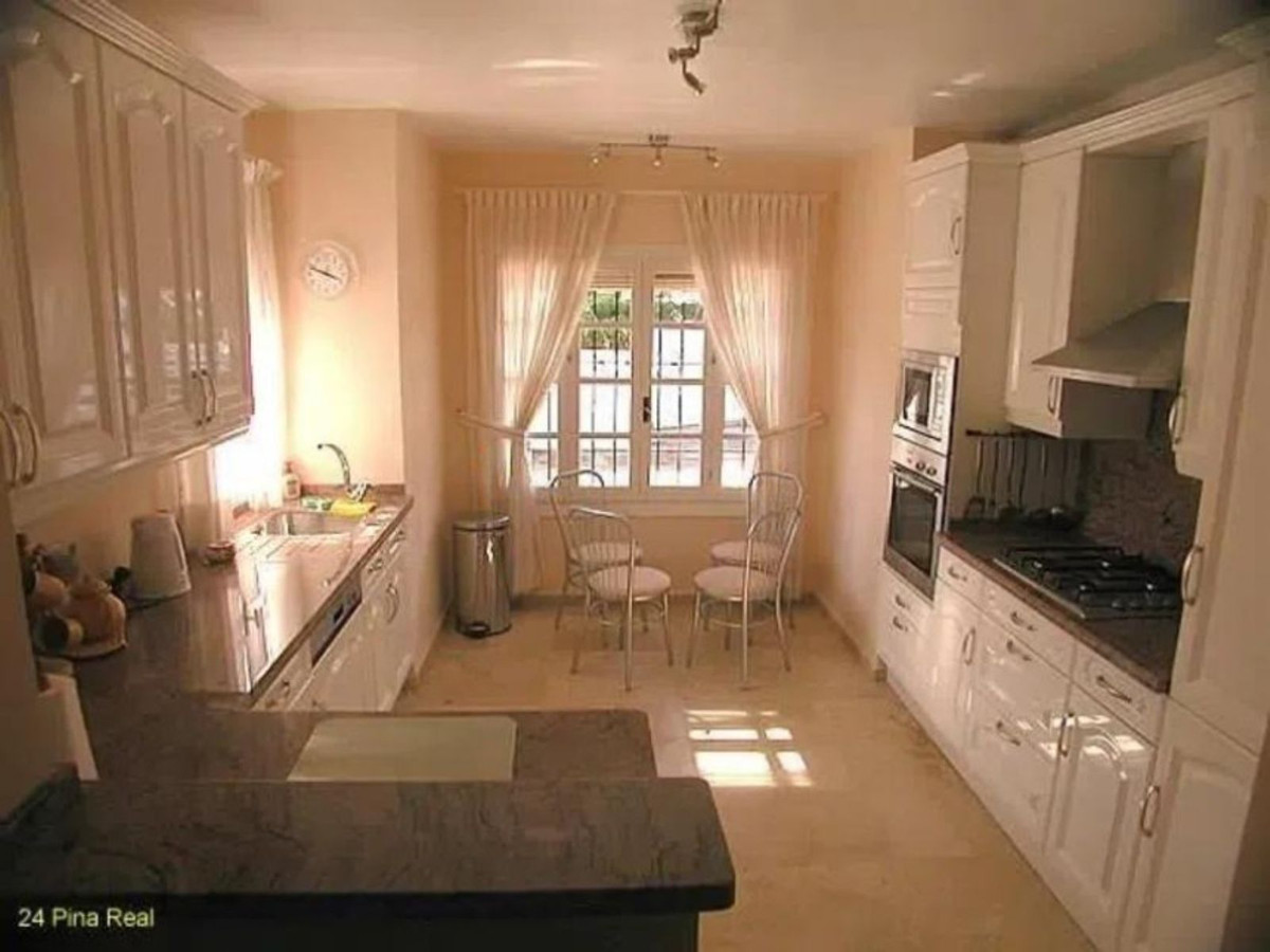 Huis te koop in Estepona | 3 slaapkamers H5075452