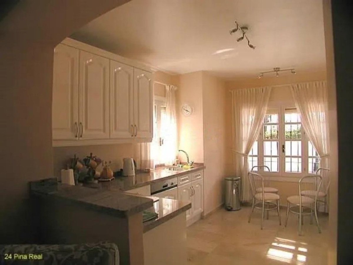 Huis te koop in Estepona | 3 slaapkamers H5075452