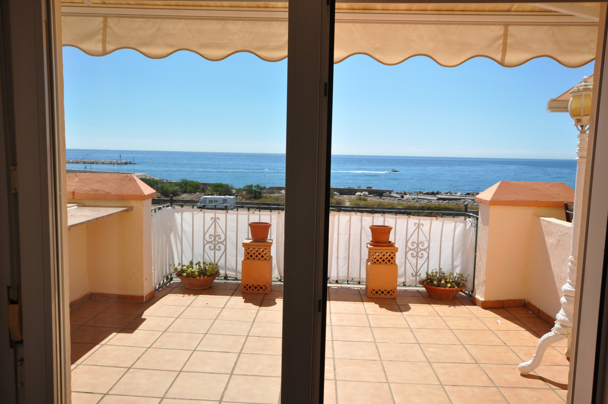 Huis te koop in Estepona | 4 slaapkamers H5080828