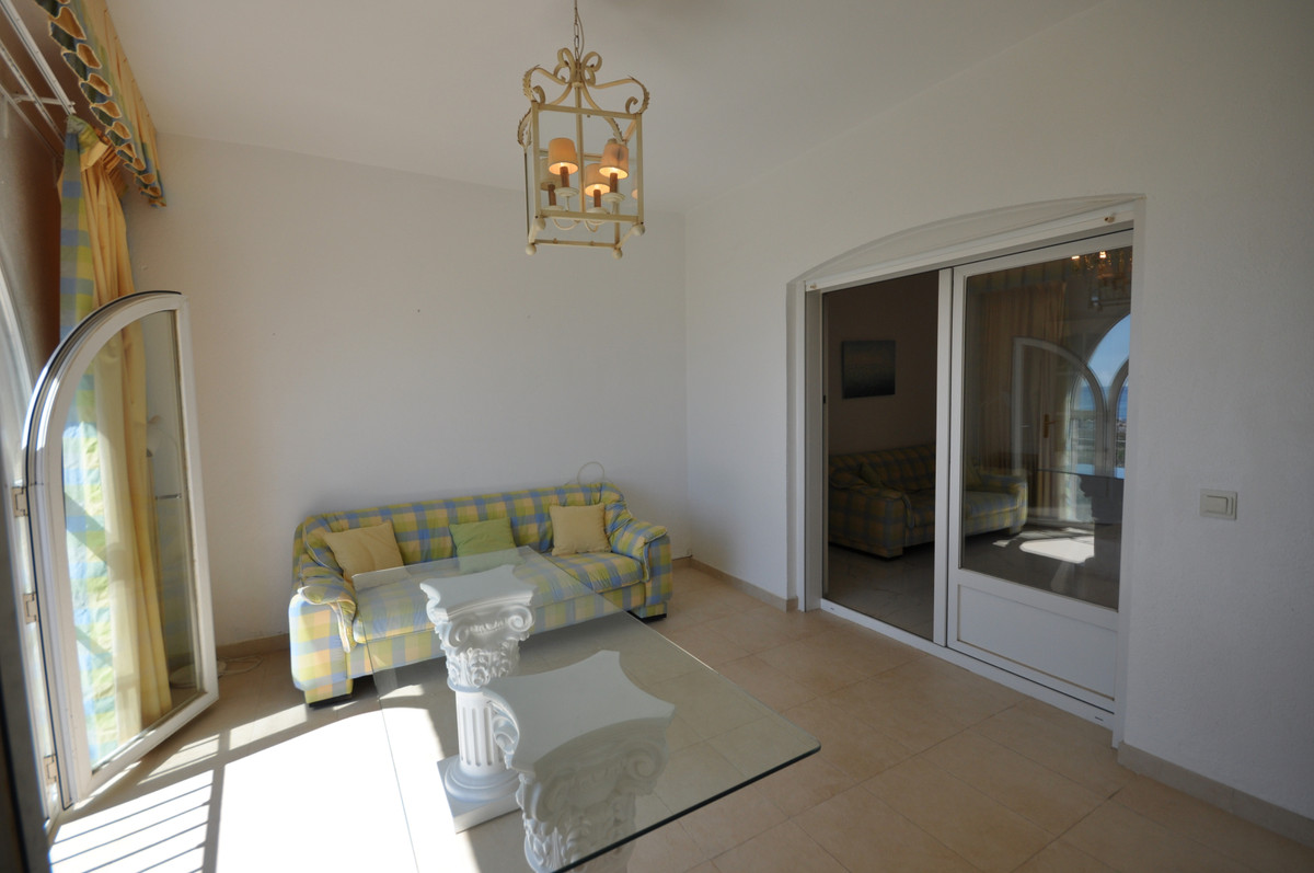 Huis te koop in Estepona | 4 slaapkamers H5080828