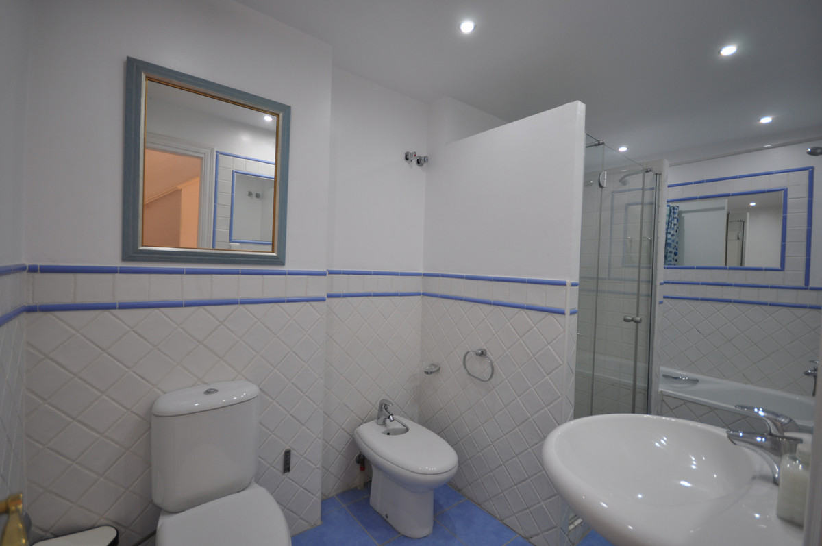 Huis te koop in Estepona | 4 slaapkamers H5080828