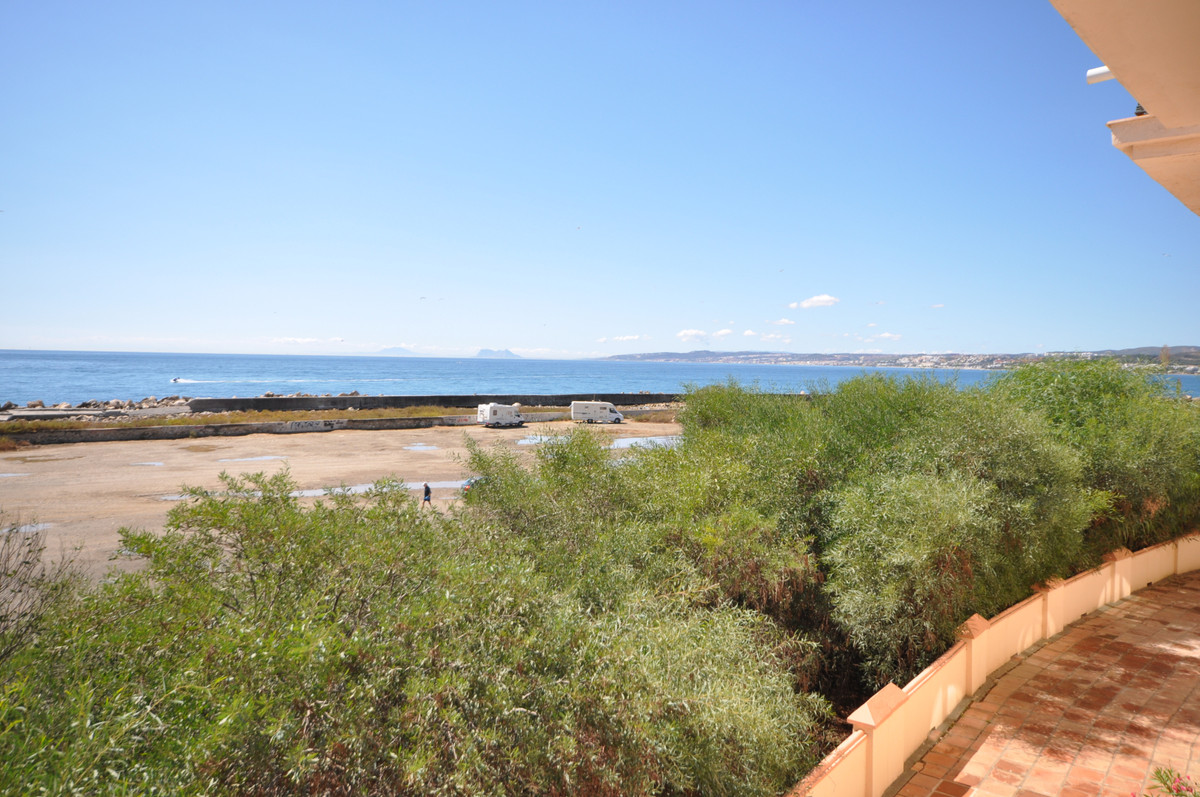 Huis te koop in Estepona | 4 slaapkamers H5080828