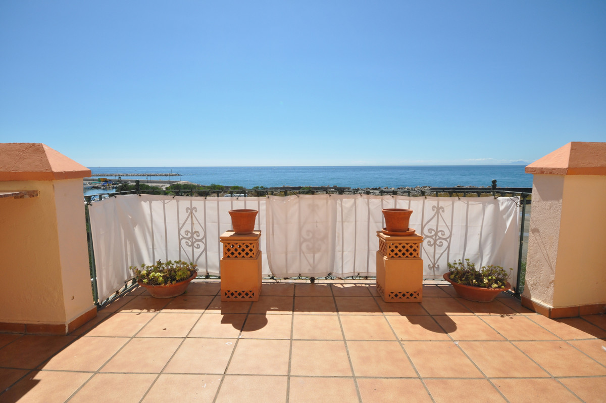 Huis te koop in Estepona | 4 slaapkamers H5080828