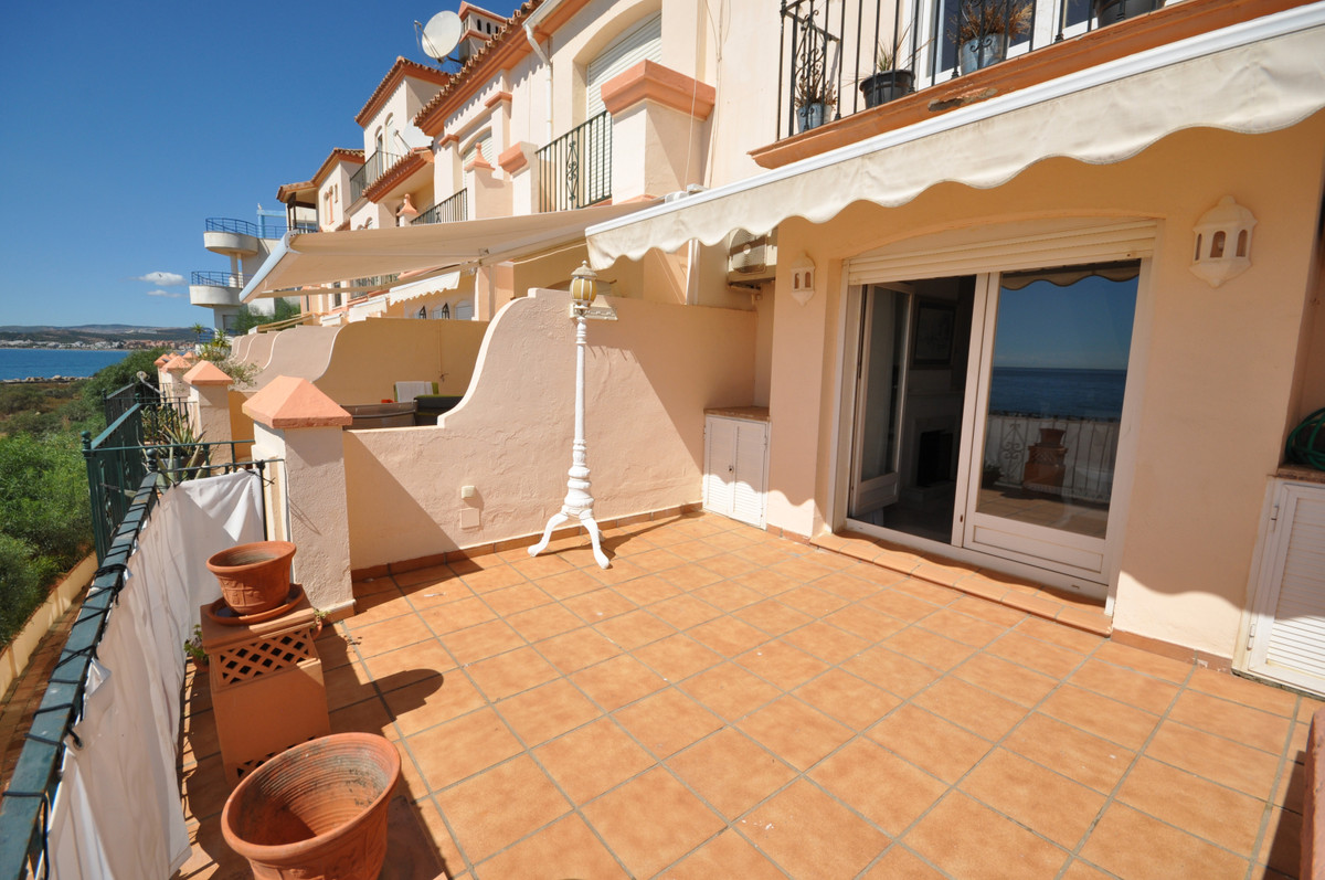 Huis te koop in Estepona | 4 slaapkamers H5080828