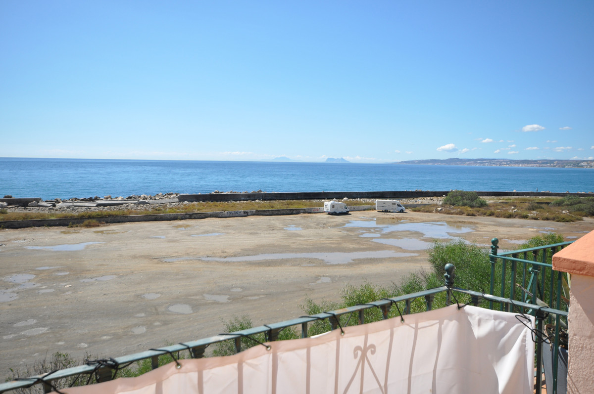 Huis te koop in Estepona | 4 slaapkamers H5080828