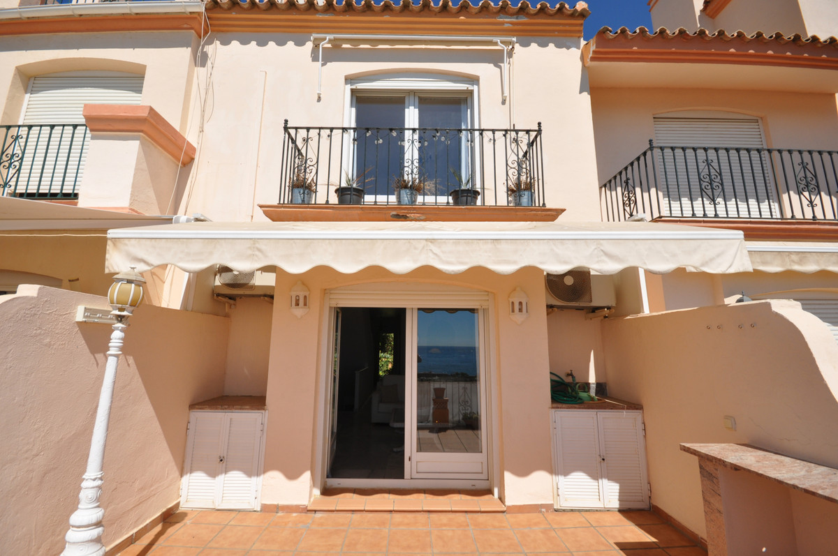 Huis te koop in Estepona | 4 slaapkamers H5080828