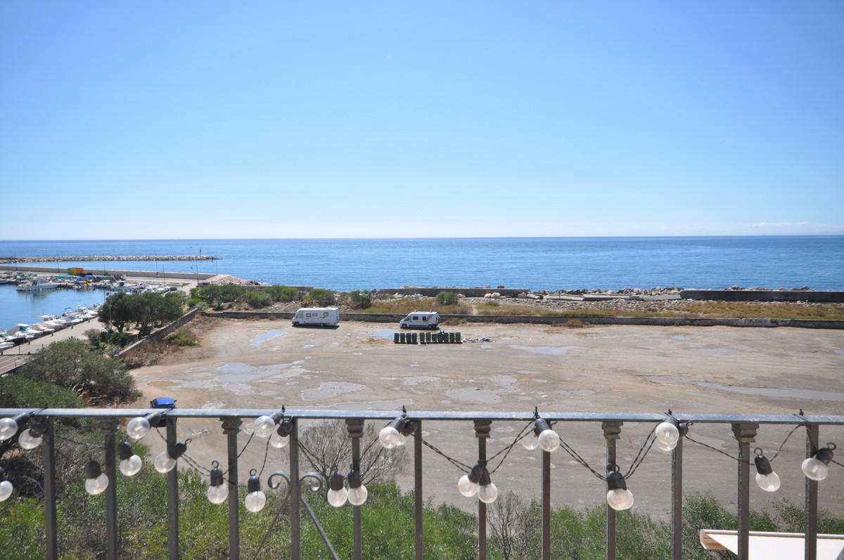 Huis te koop in Estepona | 4 slaapkamers H5080828