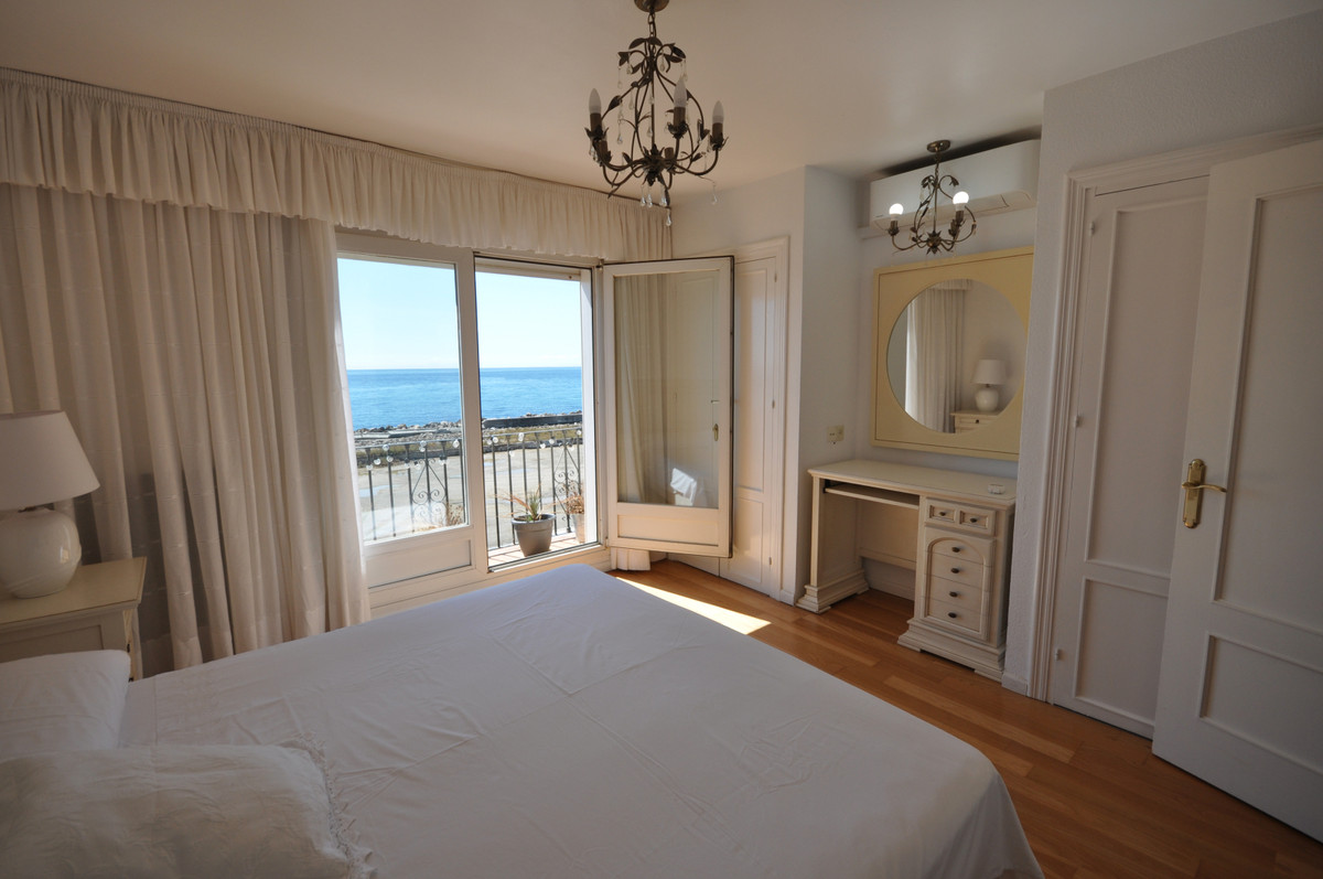 Huis te koop in Estepona | 4 slaapkamers H5080828