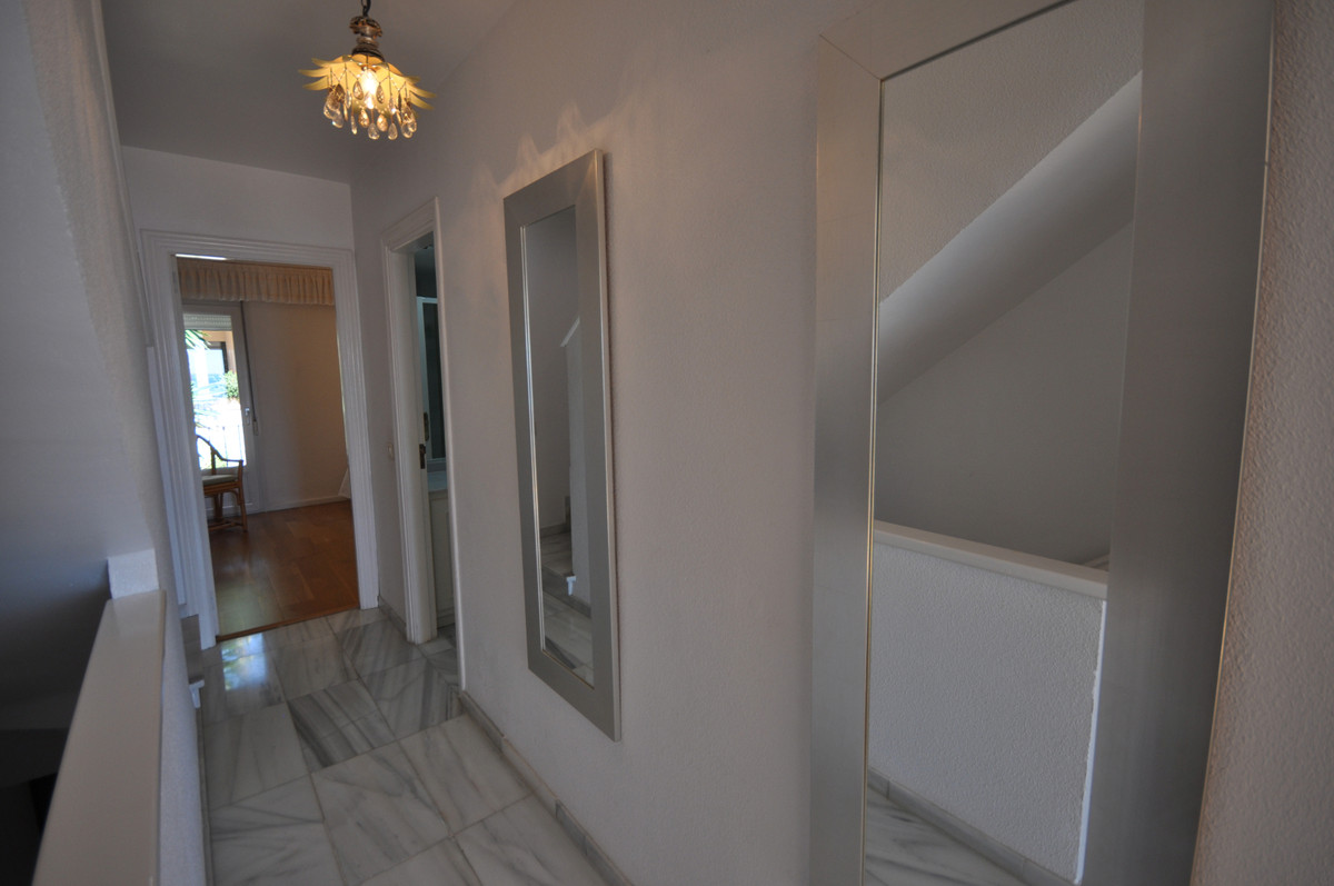 Huis te koop in Estepona | 4 slaapkamers H5080828