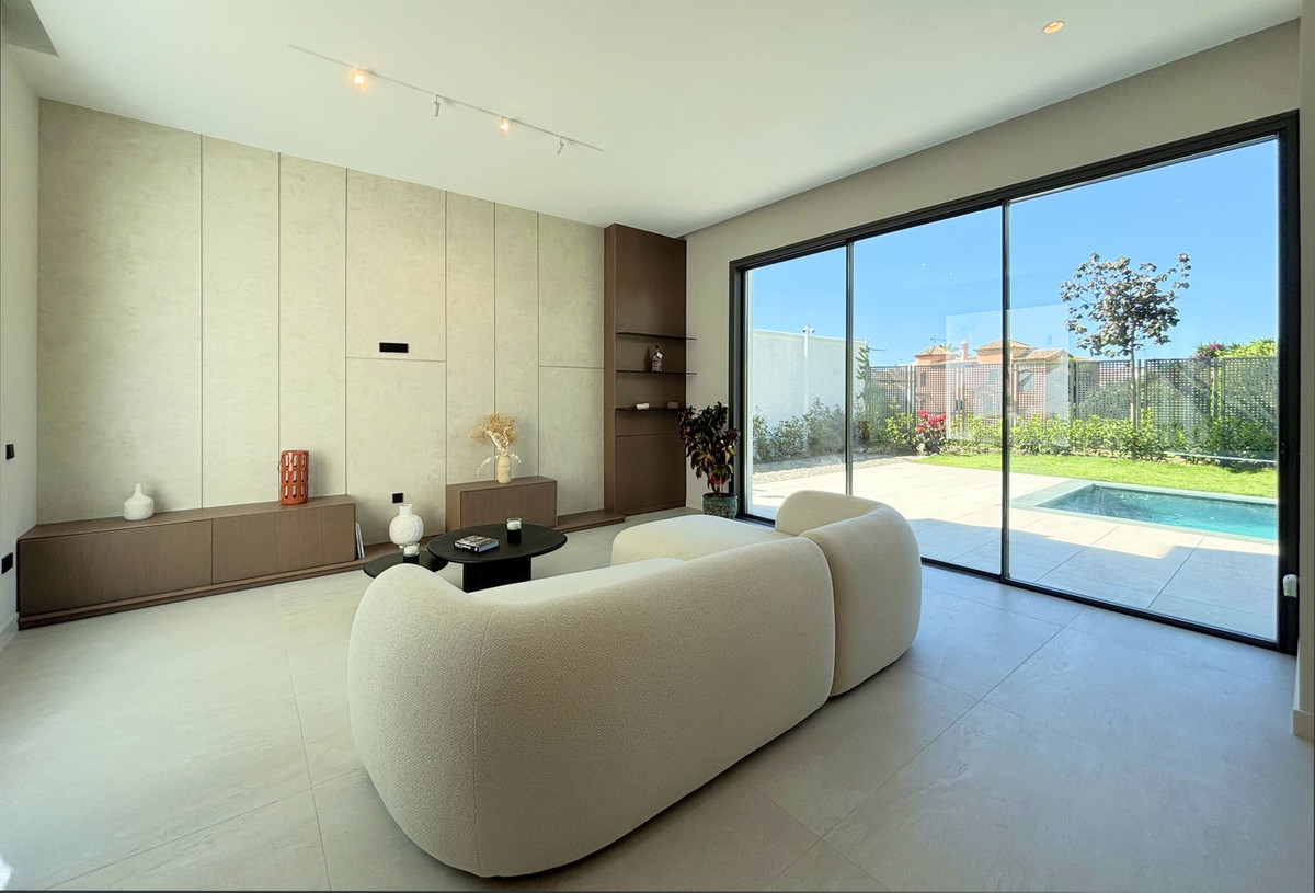 Huis te koop in Estepona | 4 slaapkamers H5083153