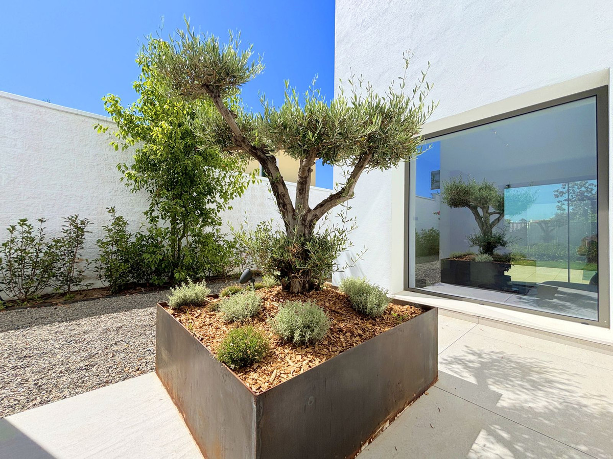 Huis te koop in Estepona | 4 slaapkamers H5083153