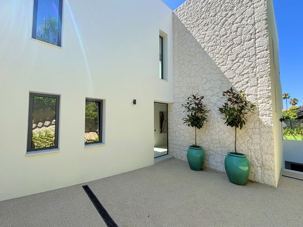 Huis te koop in Estepona | 4 slaapkamers H5083153