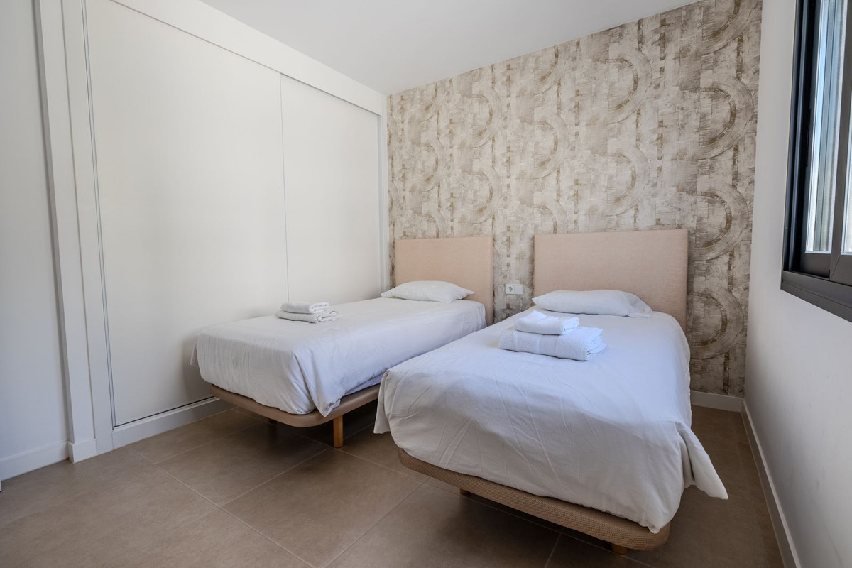 Huis te koop in Estepona | 3 slaapkamers H5084074