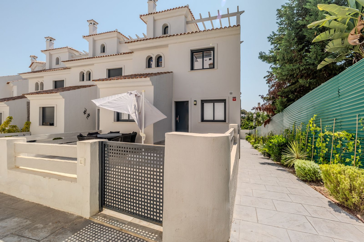 Huis te koop in Estepona | 3 slaapkamers H5084074