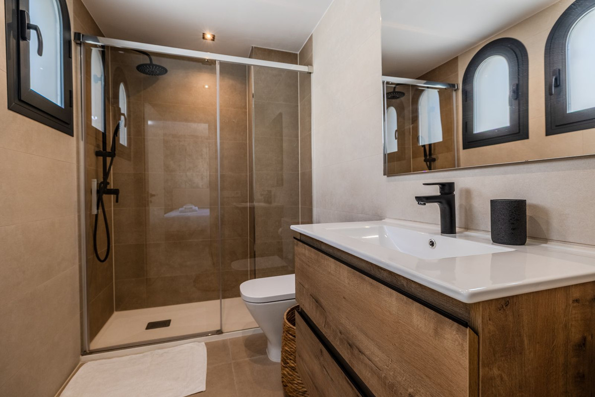Huis te koop in Estepona | 3 slaapkamers H5084074