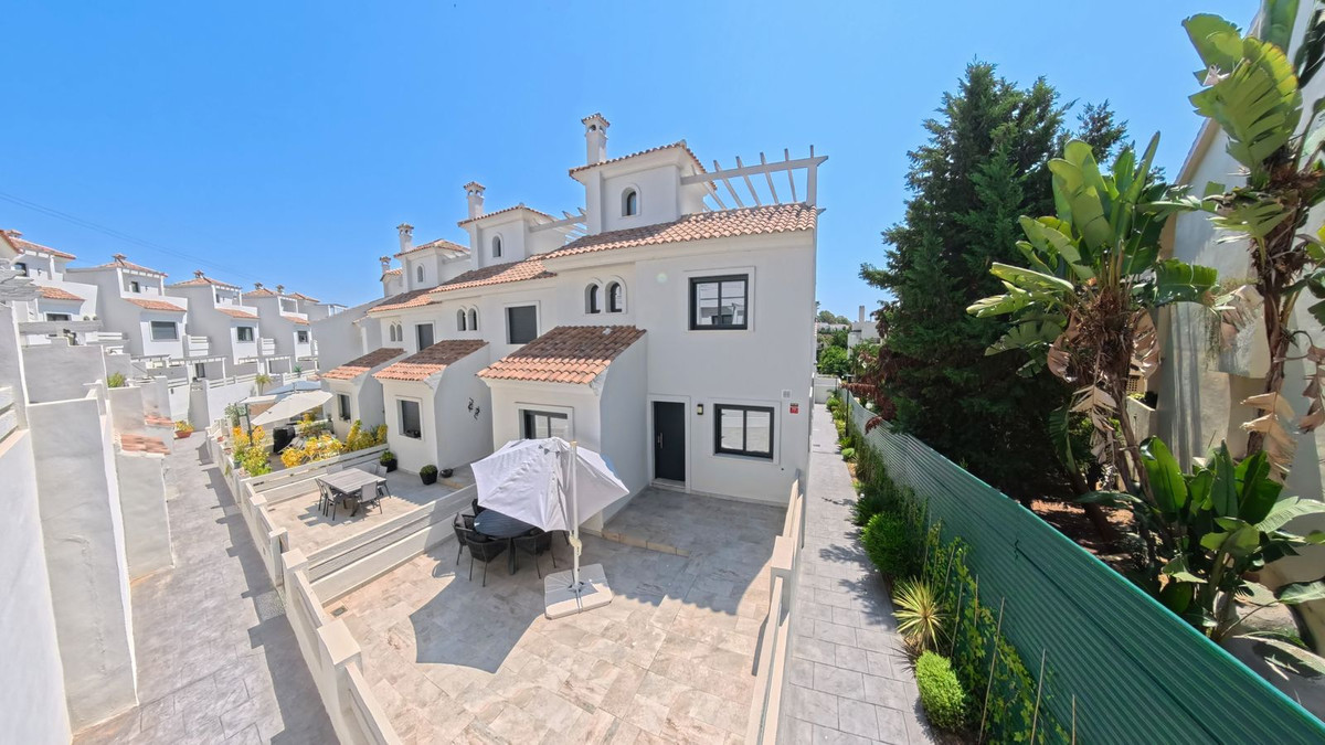 Huis te koop in Estepona | 3 slaapkamers H5084074