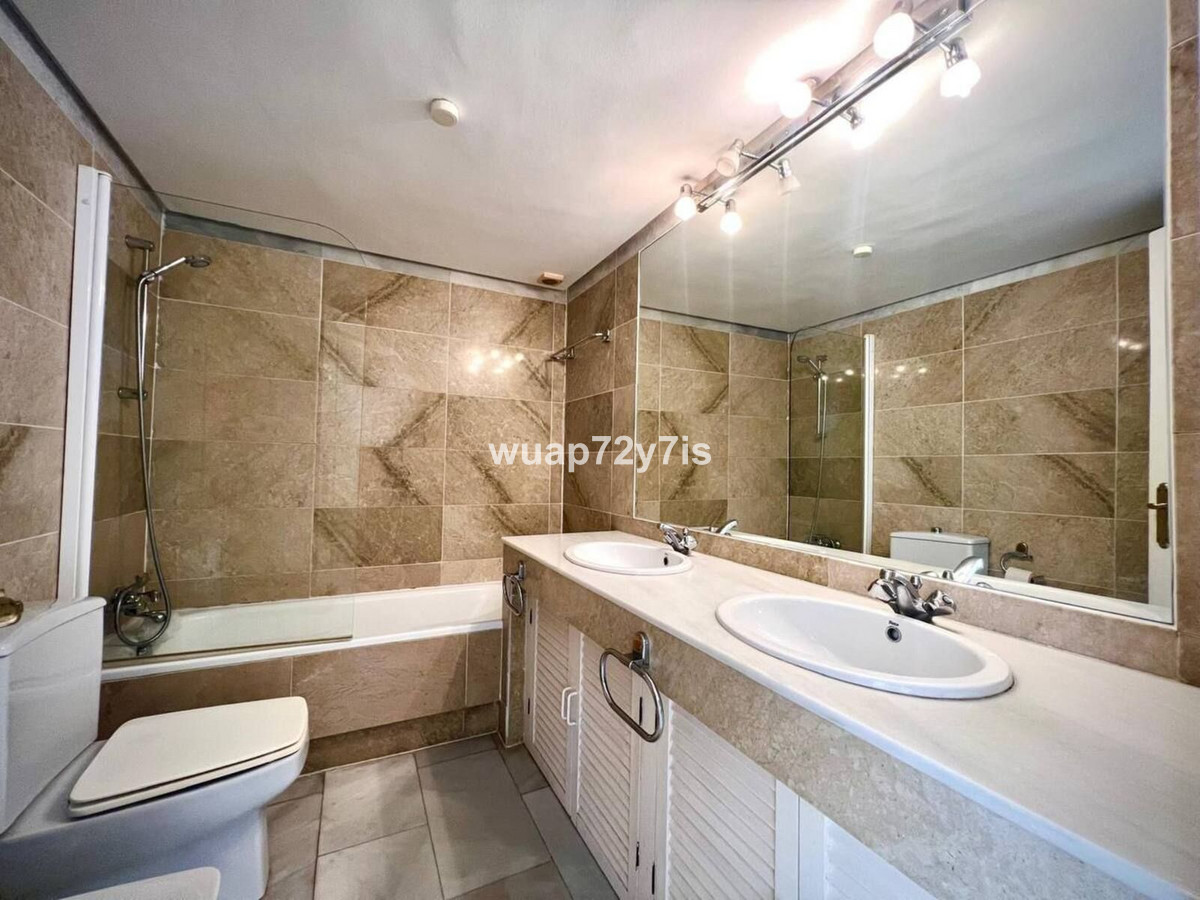 Huis te koop in Estepona | 2 slaapkamers H5101006