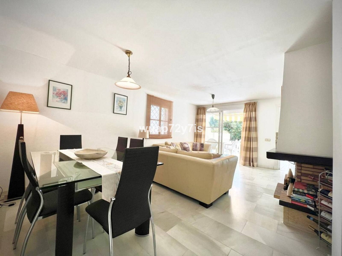 Huis te koop in Estepona | 2 slaapkamers H5101006