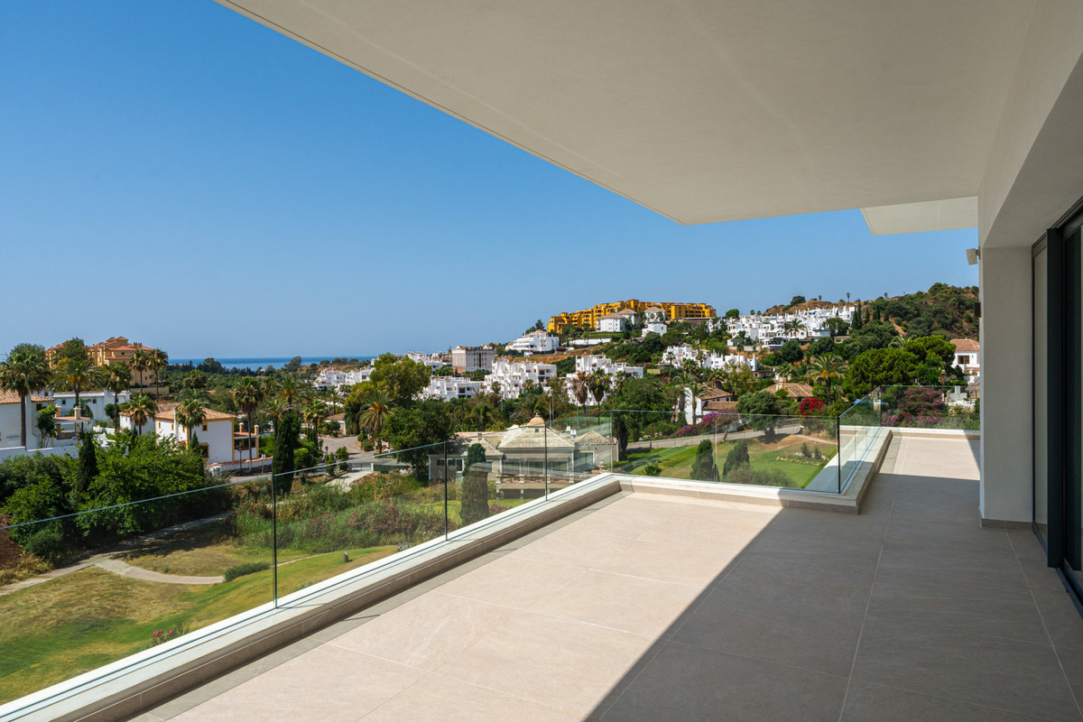 Huis te koop in Estepona | 4 slaapkamers H5103631