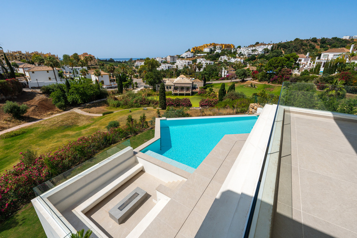 Huis te koop in Estepona | 4 slaapkamers H5103631