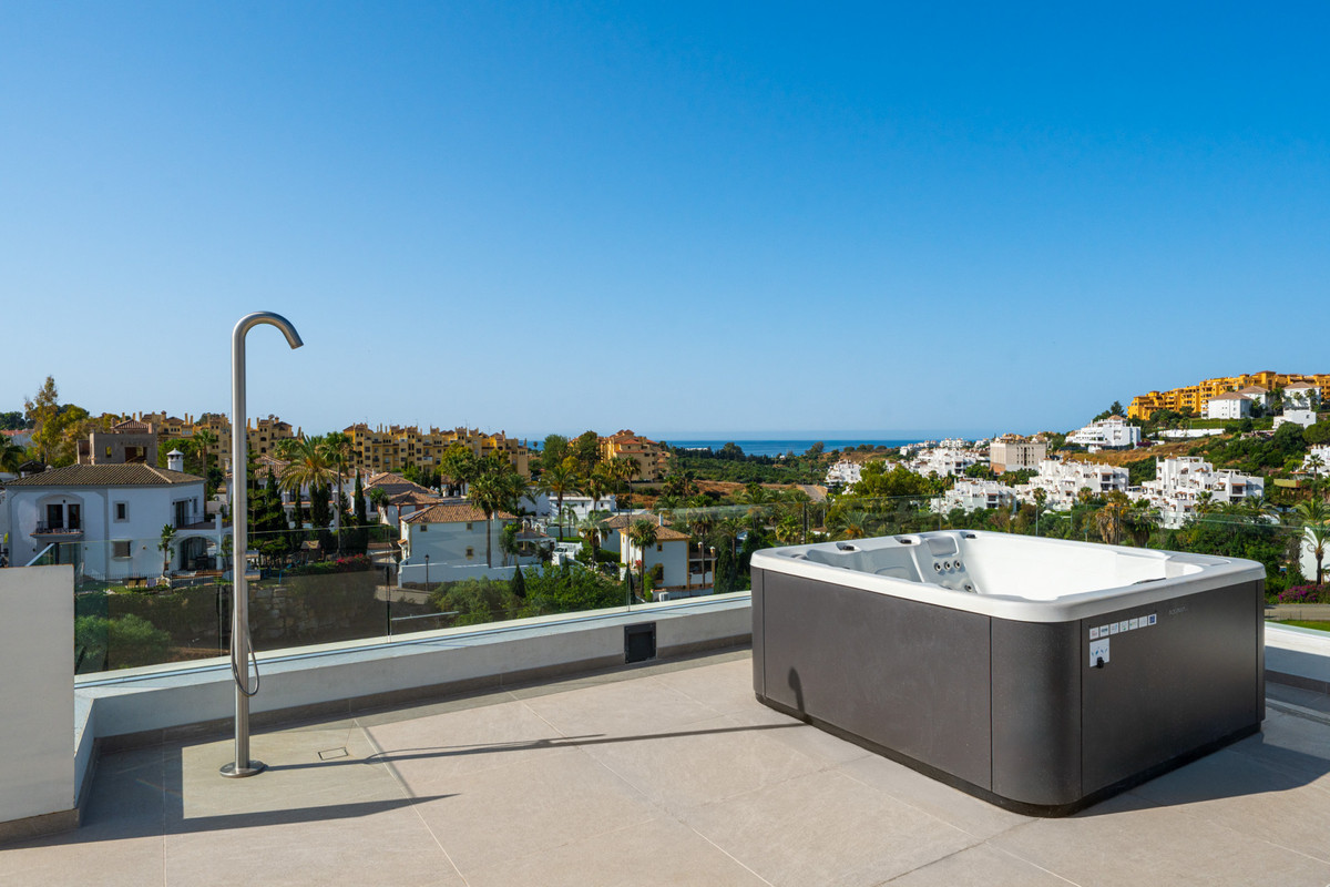Huis te koop in Estepona | 4 slaapkamers H5103631