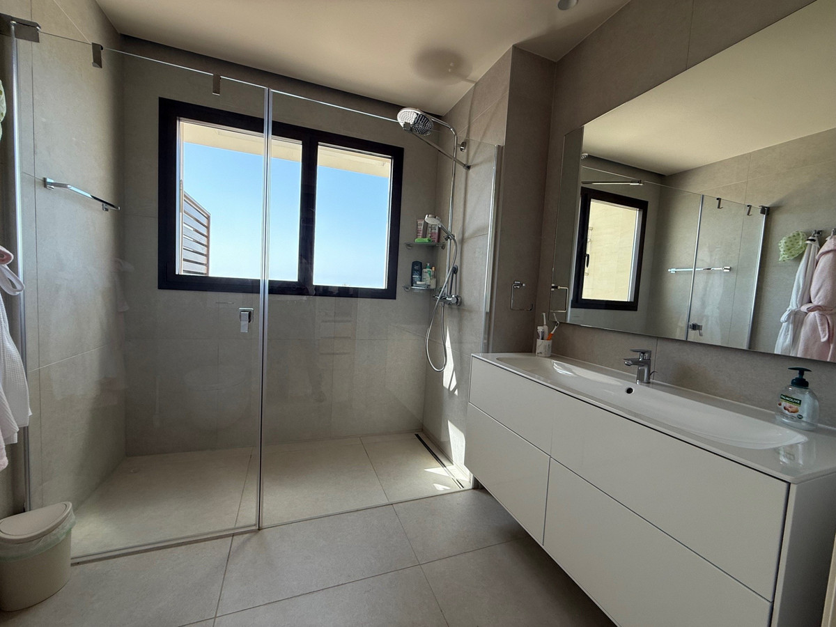 Huis te koop in Estepona | 3 slaapkamers H5103682