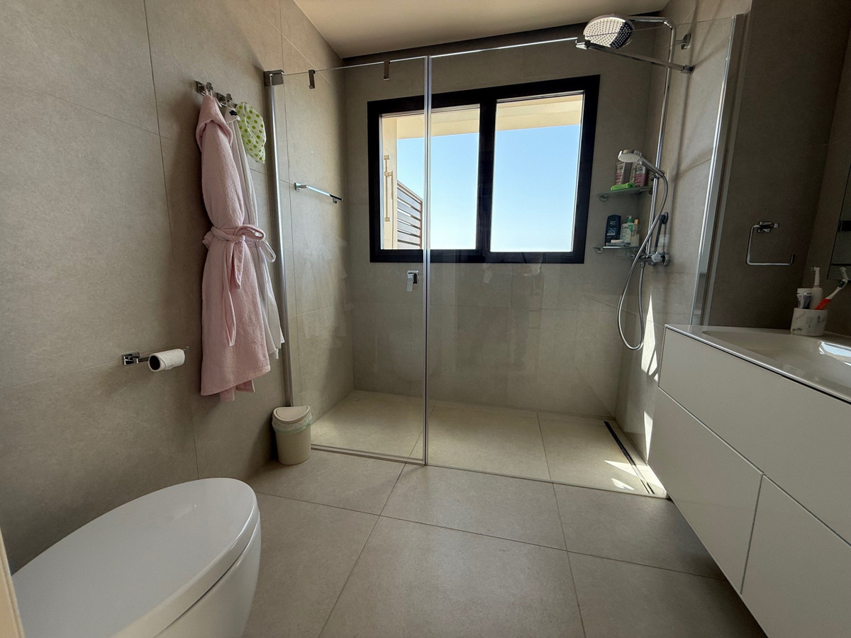 Huis te koop in Estepona | 3 slaapkamers H5103682